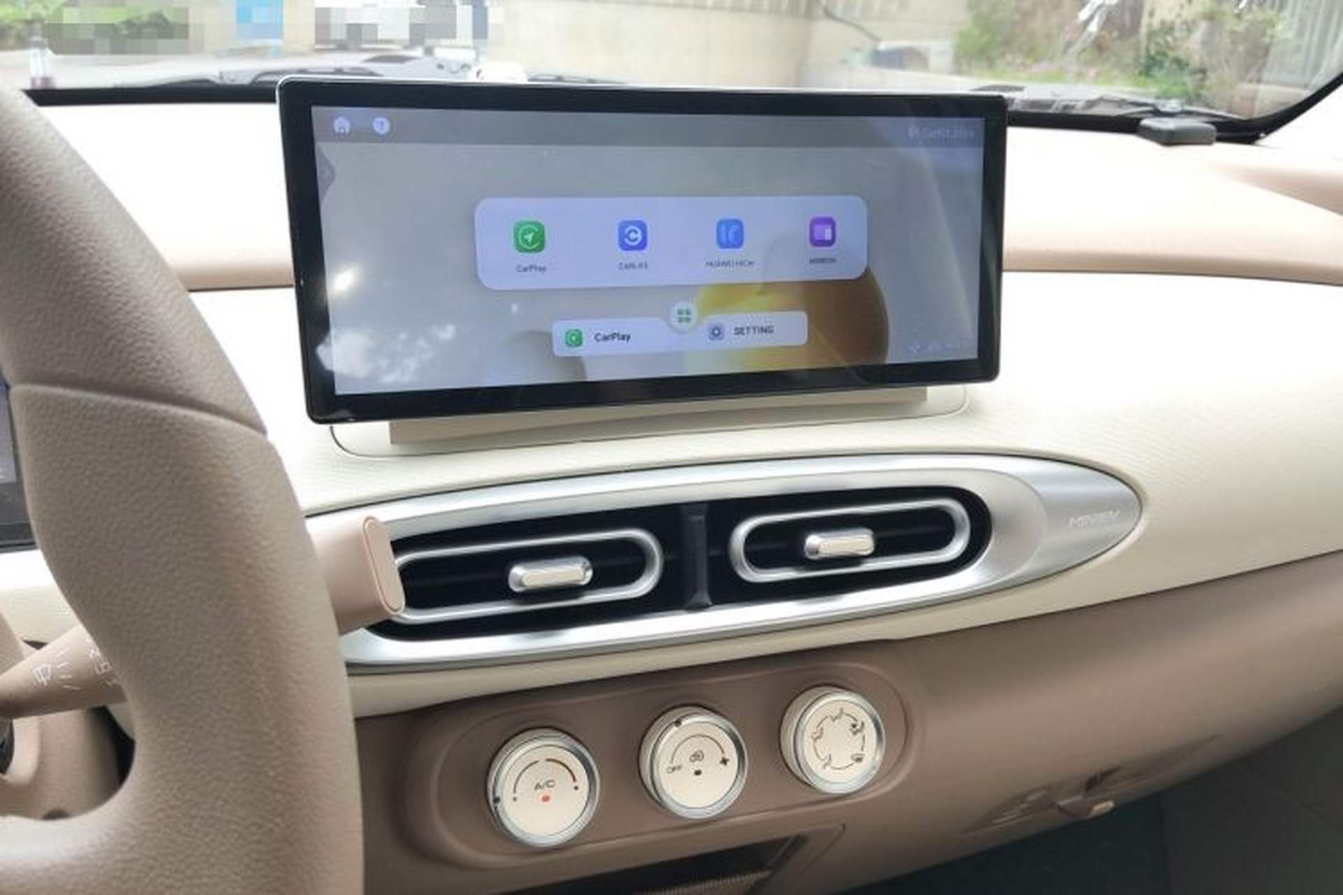 Used Wuling Hongguang MINIEV 2025 Four-Door Version Advanced Edition Audio And AC Panel