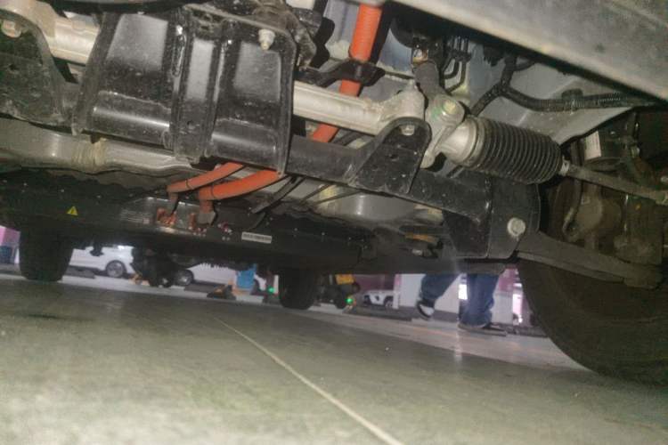 Used Wuling Hongguang MINIEV 2025 Four-Door Version Zhenxiang+ Edition Chassis Front