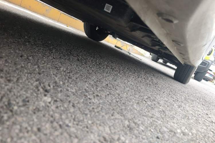 Used Wuling Hongguang MINIEV 2025 Four-Door Version Advanced Edition Chassis Rear Right