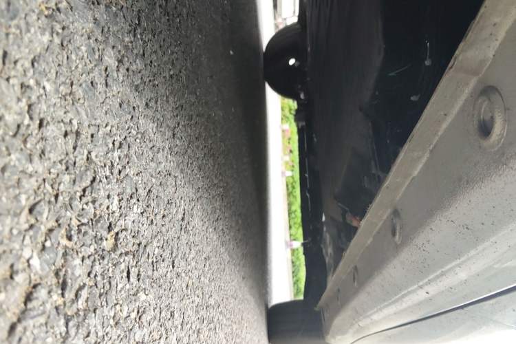 Used Wuling Hongguang MINIEV 2025 Four-Door Version Advanced Edition Chassis Rear Right