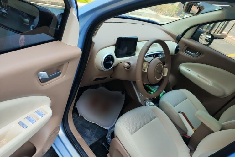 Used Wuling Hongguang MINIEV 2025 Four-Door Version Advanced Edition Driver Seat
