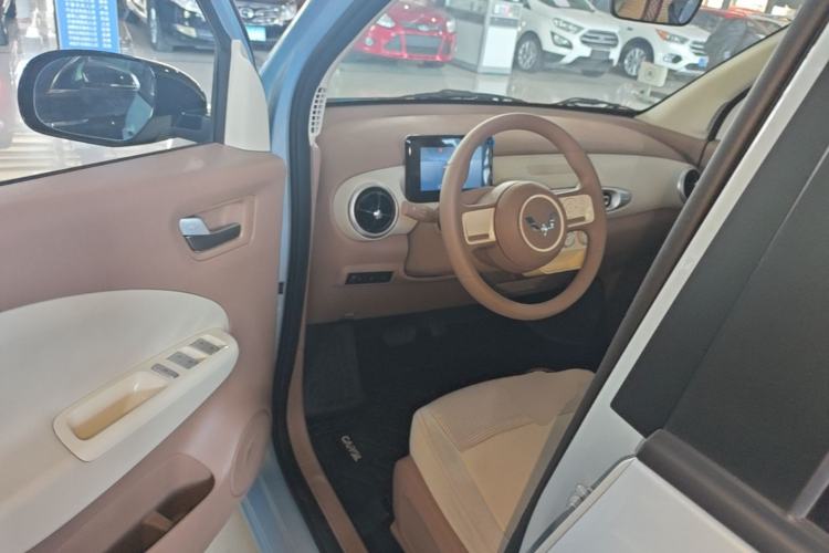 Used Wuling Hongguang MINIEV 2025 Four-Door Version Advanced Edition Driver Seat