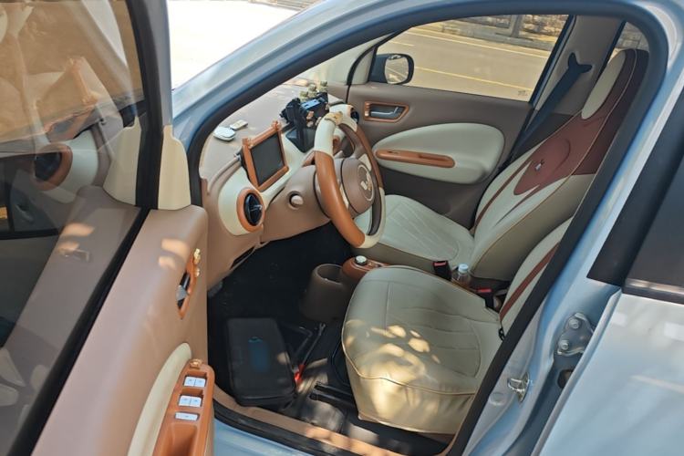 Used Wuling Hongguang MINIEV 2025 Four-Door Version Premium Edition Driver Seat