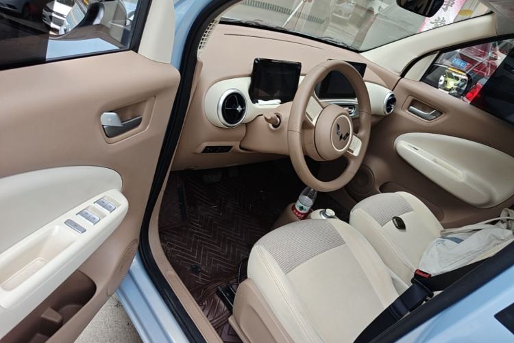 Used Wuling Hongguang MINIEV 2025 Four-Door Version Zhenxiang+ Edition Driver Seat