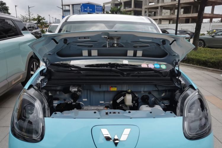 Used Wuling Hongguang MINIEV 2025 Four-Door Version Premium Edition Engine Bay