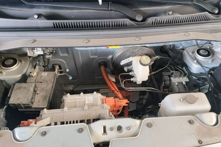 Used Wuling Hongguang MINIEV 2025 Four-Door Version Premium Edition Engine Bay