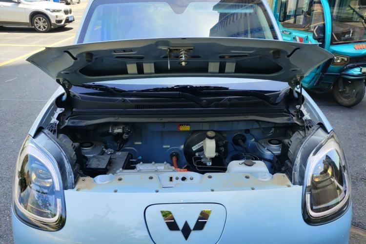 Used Wuling Hongguang MINIEV 2025 Four-Door Version Advanced Edition Engine Bay