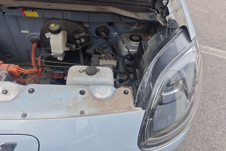 Used Wuling Hongguang MINIEV 2025 Four-Door Version Advanced Edition Engine Bay Left