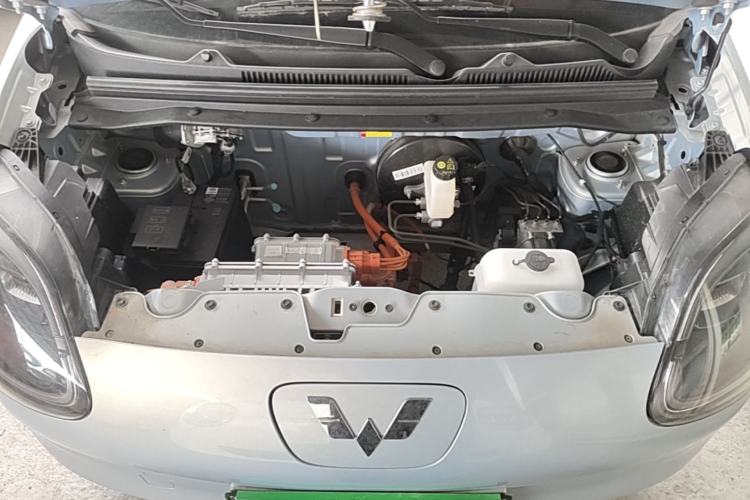 Used Wuling Hongguang MINIEV 2025 Four-Door Version Premium Edition Engine Bay