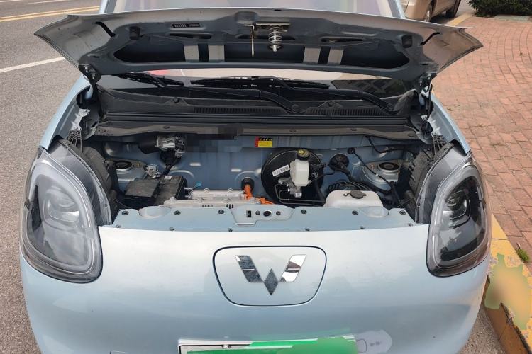 Used Wuling Hongguang MINIEV 2025 Four-Door Version Advanced Edition Engine Bay