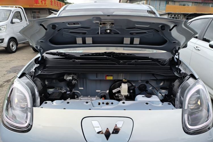 Used Wuling Hongguang MINIEV 2025 Four-Door Version Advanced Edition Engine Bay