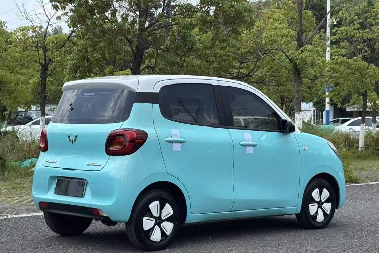 Used Wuling Hongguang MINIEV 2025 Four-Door Version Zhenxiang+ Edition Exterior 5