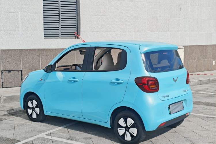 Used Wuling Hongguang MINIEV 2025 Four-Door Version Premium Edition Exterior 5