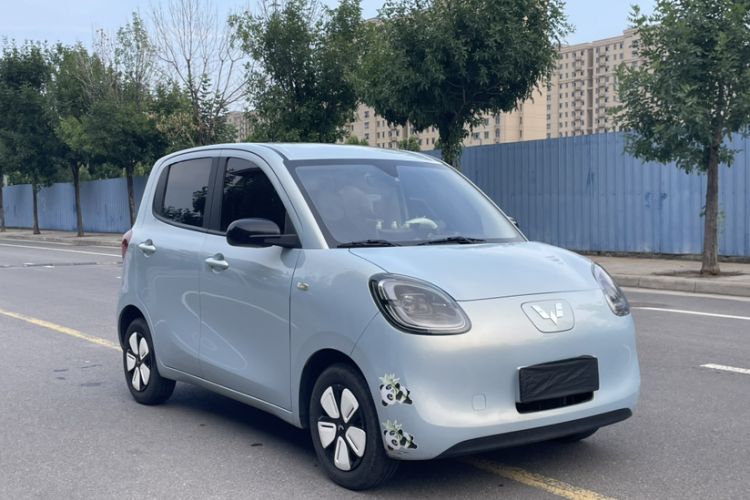 Used Wuling Hongguang MINIEV 2025 Four-Door Version Premium Edition Exterior 5