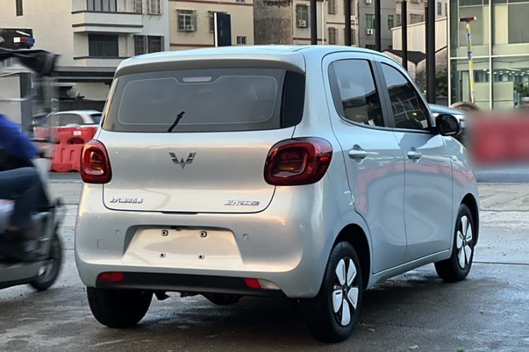 Used Wuling Hongguang MINIEV 2025 Four-Door Version Advanced Edition Exterior 6