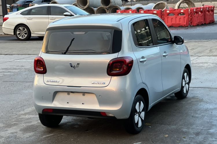 Used Wuling Hongguang MINIEV 2025 Four-Door Version Advanced Edition Exterior 7
