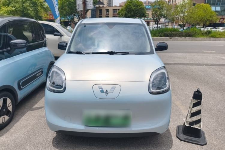 Used Wuling Hongguang MINIEV 2025 Four-Door Version Advanced Edition Front