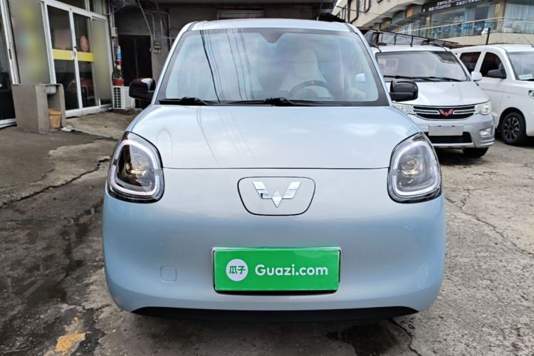 Used Wuling Hongguang MINIEV 2025 Four-Door Version Premium Edition Front