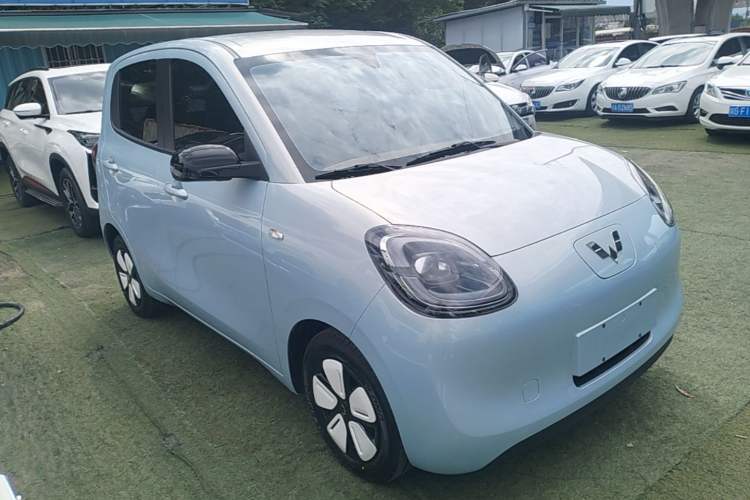 Used Wuling Hongguang MINIEV 2025 Four-Door Version Advanced Edition Front Right 45 Deg
