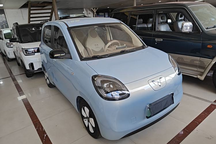 Used Wuling Hongguang MINIEV 2025 Four-Door Version Advanced Edition Front Right 45 Deg