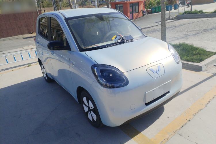 Used Wuling Hongguang MINIEV 2025 Four-Door Version Advanced Edition Front Right 45 Deg