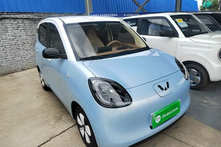 Used Wuling Hongguang MINIEV 2025 Four-Door Version Zhenxiang+ Edition Front Right 45 Deg