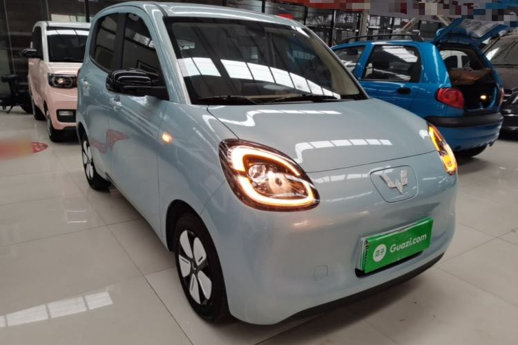Used Wuling Hongguang MINIEV 2025 Four-Door Version Advanced Edition Front Right 45 Deg