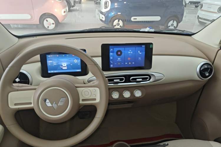 Used Wuling Hongguang MINIEV 2025 Four-Door Version Premium Edition Gear Lever