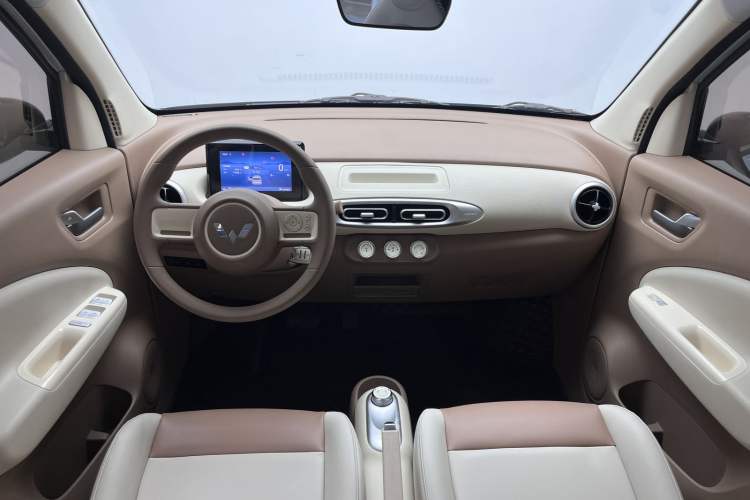 Used Wuling Hongguang MINIEV 2025 Four-Door Version Advanced Edition Gear Lever