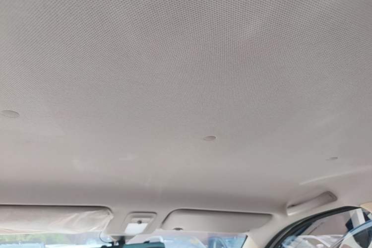 Used Wuling Hongguang MINIEV 2025 Four-Door Version Advanced Edition Headliner