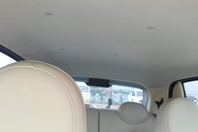 Used Wuling Hongguang MINIEV 2025 Four-Door Version Premium Edition Headliner