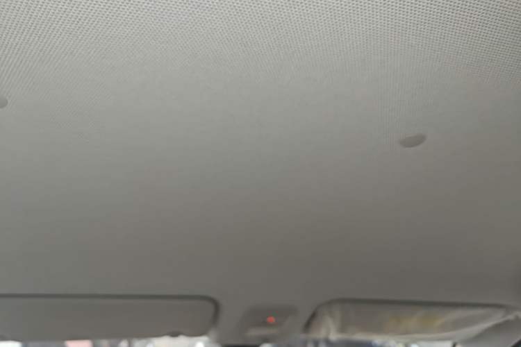 Used Wuling Hongguang MINIEV 2025 Four-Door Version Premium Edition Headliner