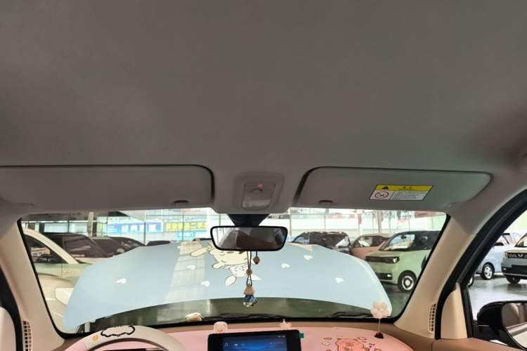 Used Wuling Hongguang MINIEV 2025 Four-Door Version Premium Edition Headliner