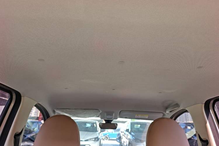 Used Wuling Hongguang MINIEV 2025 Four-Door Version Premium Edition Headliner