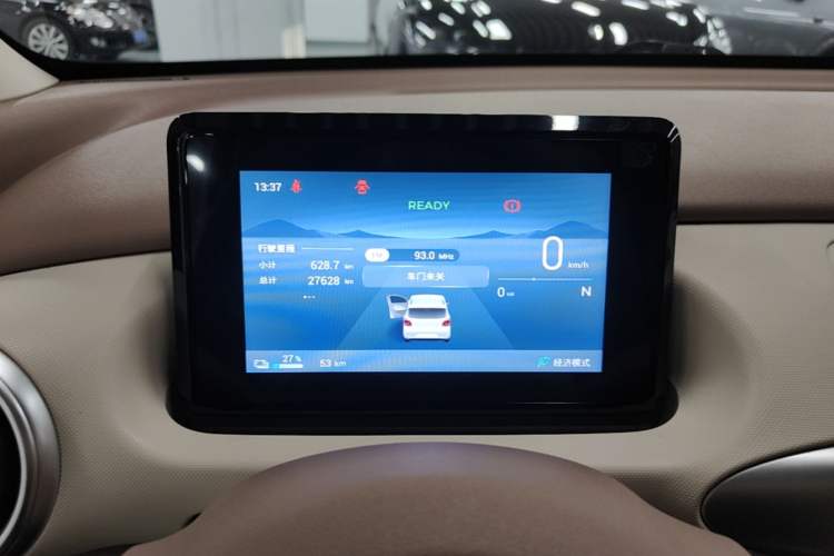 Used Wuling Hongguang MINIEV 2025 Four-Door Version Advanced Edition Instrument Cluster
