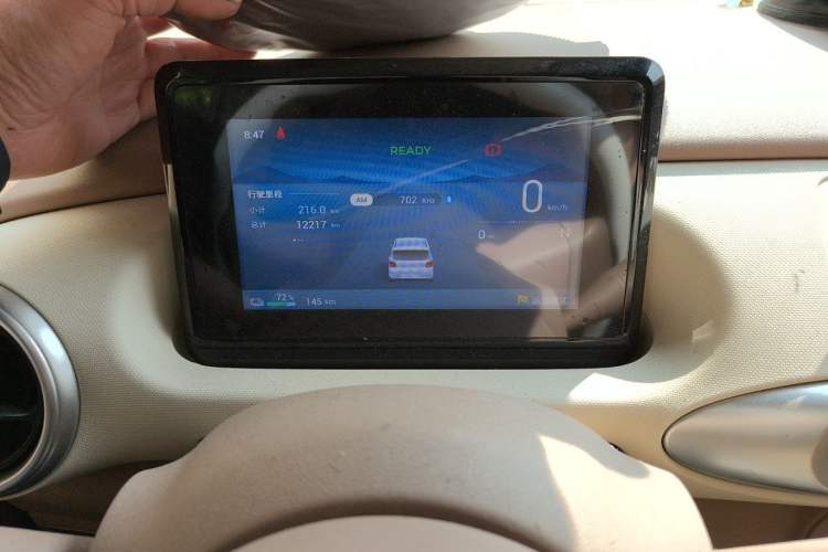 Used Wuling Hongguang MINIEV 2025 Four-Door Version Advanced Edition Instrument Cluster
