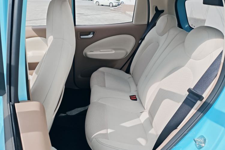 Used Wuling Hongguang MINIEV 2025 Four-Door Version Premium Edition Interior 5