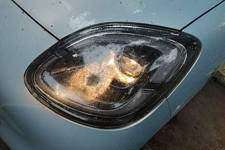 Used Wuling Hongguang MINIEV 2025 Four-Door Version Advanced Edition Left Front Headlight