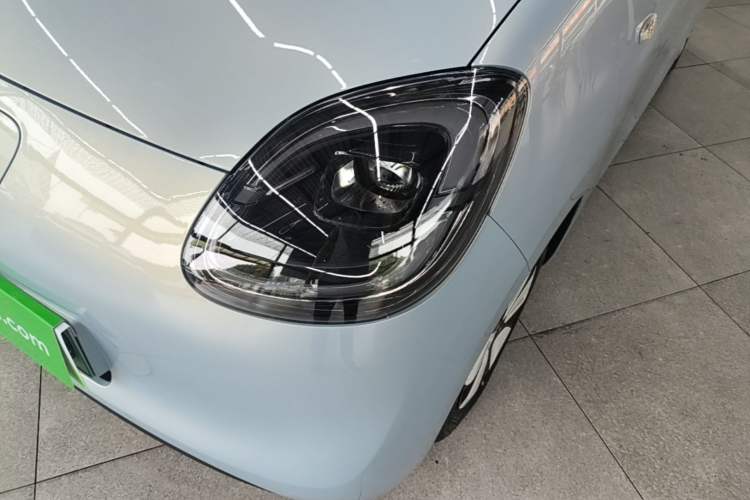 Used Wuling Hongguang MINIEV 2025 Four-Door Version Premium Edition Left Front Headlight