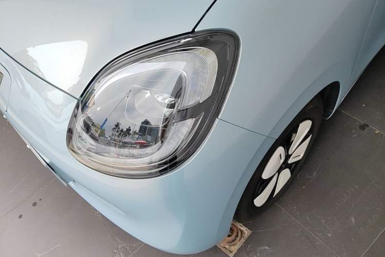 Used Wuling Hongguang MINIEV 2025 Four-Door Version Zhenxiang+ Edition Left Front Headlight