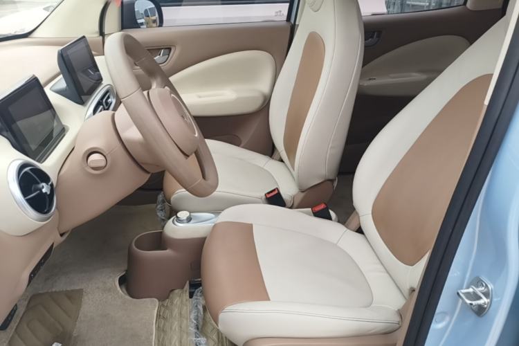 Used Wuling Hongguang MINIEV 2025 Four-Door Version Premium Edition Left Front Seat