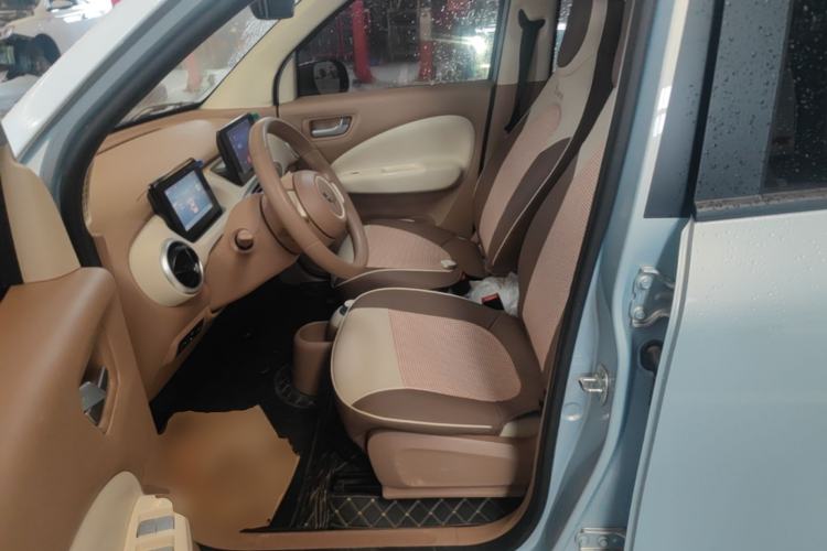 Used Wuling Hongguang MINIEV 2025 Four-Door Version Premium Edition Left Front Seat