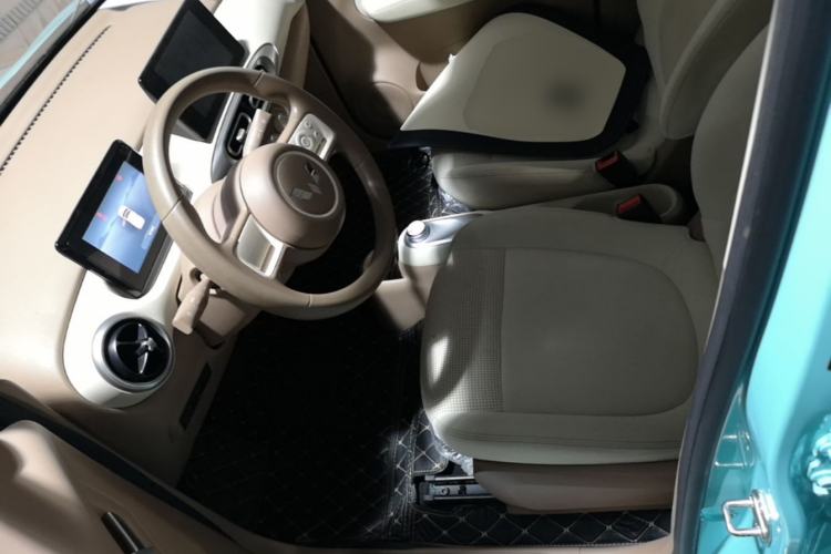 Used Wuling Hongguang MINIEV 2025 Four-Door Version Premium Edition Left Front Seat