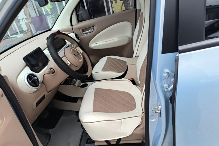 Used Wuling Hongguang MINIEV 2025 Four-Door Version Premium Edition Left Front Seat