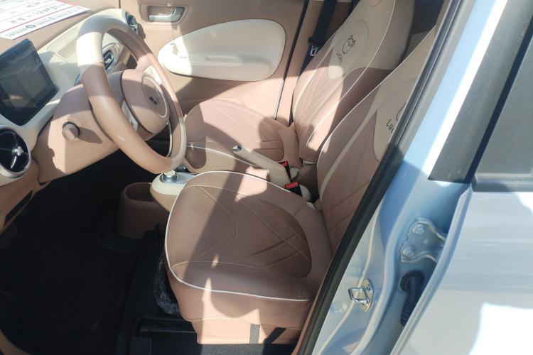 Used Wuling Hongguang MINIEV 2025 Four-Door Version Advanced Edition Left Front Seat
