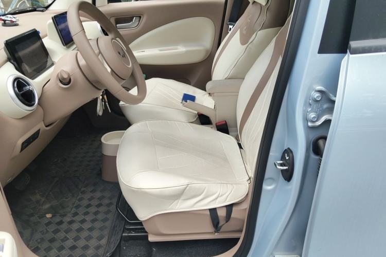 Used Wuling Hongguang MINIEV 2025 Four-Door Version Advanced Edition Left Front Seat
