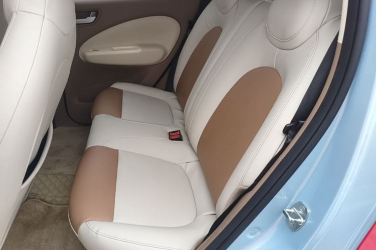Used Wuling Hongguang MINIEV 2025 Four-Door Version Premium Edition Left Rear Seat
