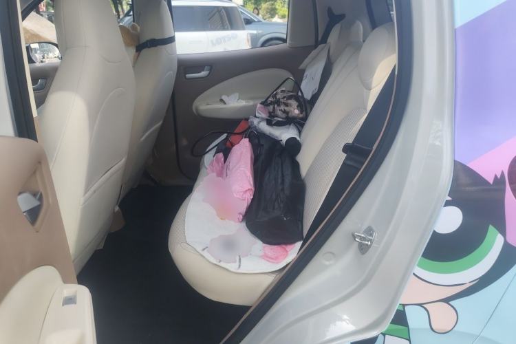 Used Wuling Hongguang MINIEV 2025 Four-Door Version Advanced Edition Left Rear Seat