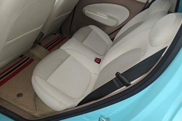 Used Wuling Hongguang MINIEV 2025 Four-Door Version Premium Edition Left Rear Seat