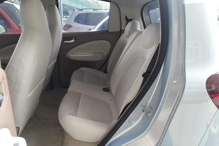 Used Wuling Hongguang MINIEV 2025 Four-Door Version Premium Edition Left Rear Seat